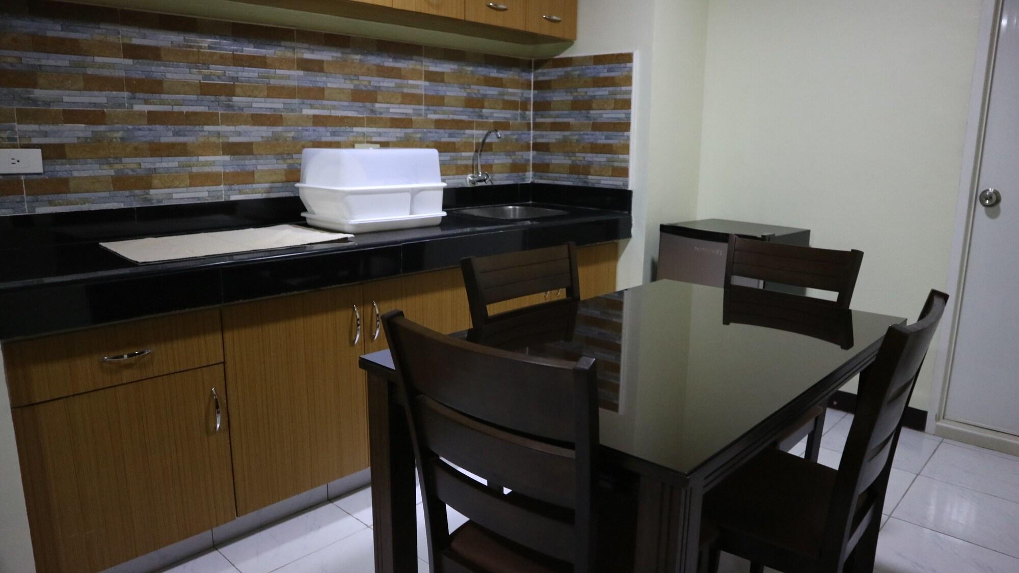 Doniti Suites And Events Place Mandaluyong Ngoại thất bức ảnh