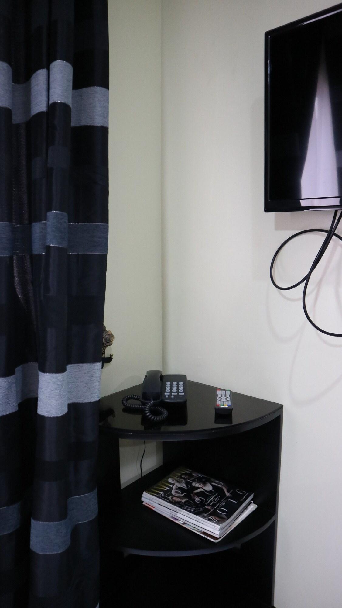 Doniti Suites And Events Place Mandaluyong Ngoại thất bức ảnh